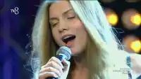 Aleyna Tilki – Nasılsın Aşkta Albüm Kapağı