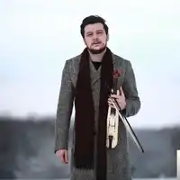 Ekin Uzunlar – Duy Sesimi Albüm Kapağı