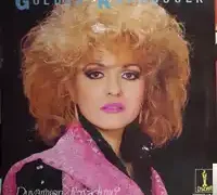 Gülden Karaböcek – Ben Olmalıydım