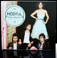 Model – Mey Albüm Kapağı
