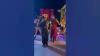 Tefo – ÇAT ÇAT ft Seko Albüm Kapağı